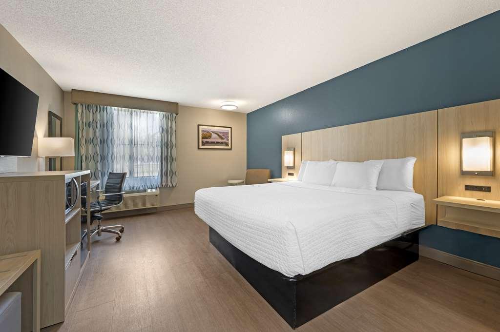 Best Western Plus Lafayette Hotel University Area Rom bilde
