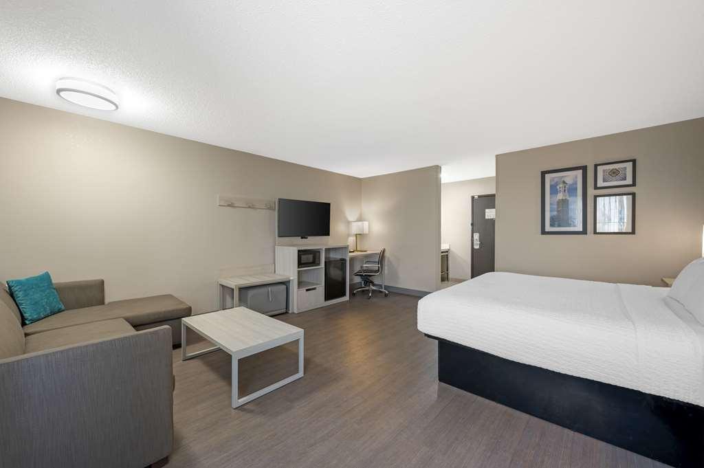 Best Western Plus Lafayette Hotel University Area Rom bilde