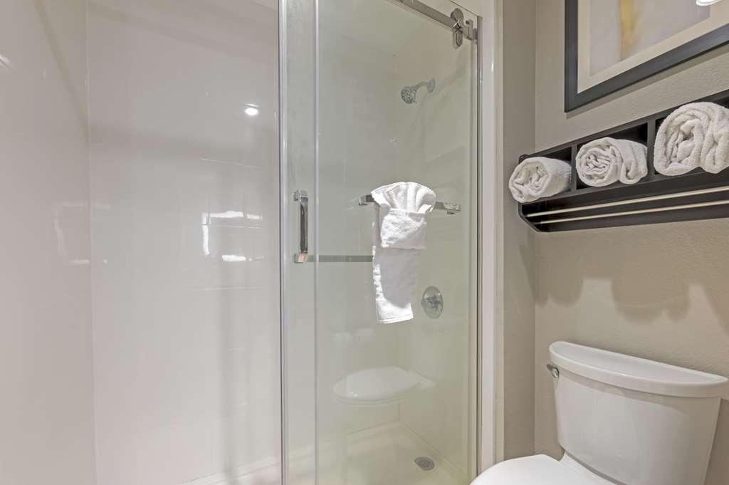 Best Western Plus Lafayette Hotel University Area Rom bilde
